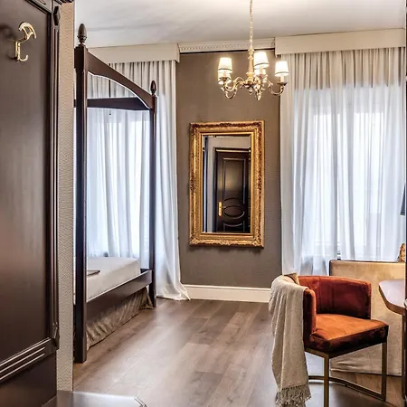 ゲストハウス Antica Residenza Del Corso