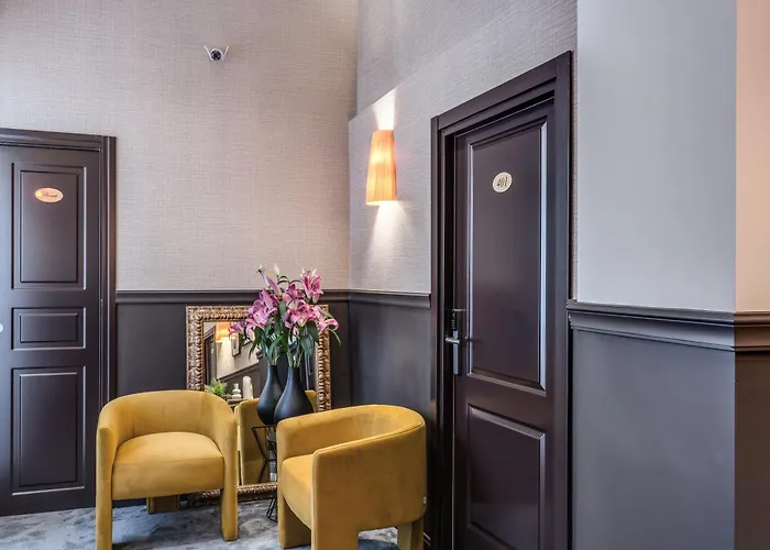 Antica Residenza Del Corso 4*