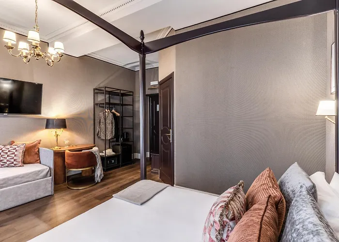 بيت ضيافة Antica Residenza Del Corso روما