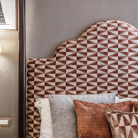 Antica Residenza Del Corso 4*